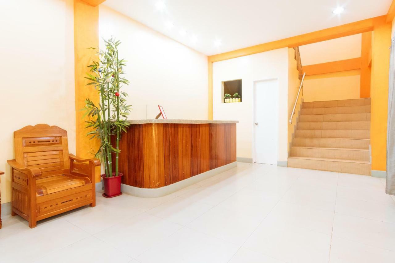 Reddoorz Premium @ Gabinete Road Palawan Hotel Puerto Princesa Exterior photo